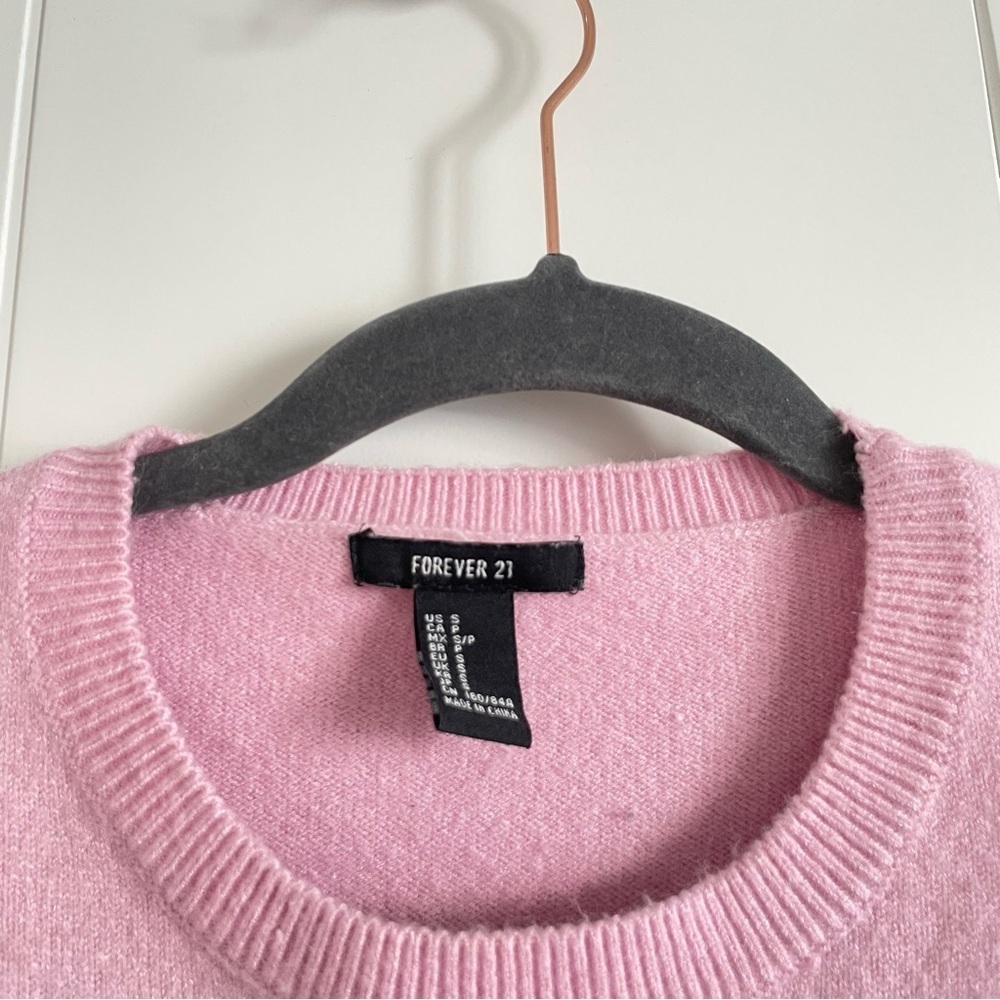 3/$45 Forever 21 Pink Side Sip Crewneck Sweater - Picture 2 of 6